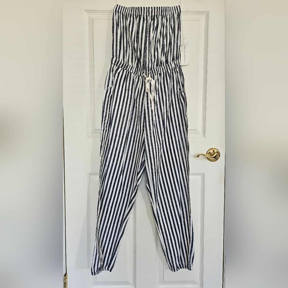 BNWT Striped Navy & White Sleeveless Pant-Suit
